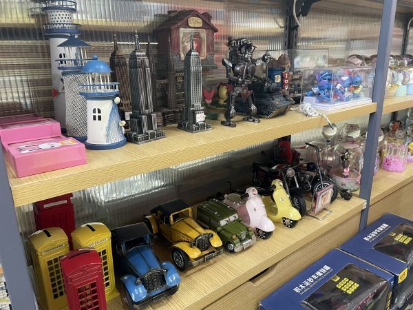 文具店的變遷 從學(xué)習(xí)工具到娛樂(lè)消費(fèi)的空間融合